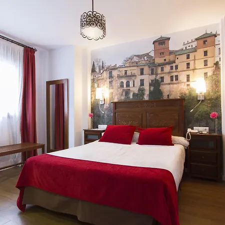 Готель El Tajo &