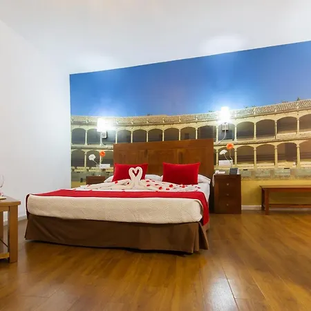 El Tajo & Готель