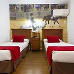 El Tajo & 3*