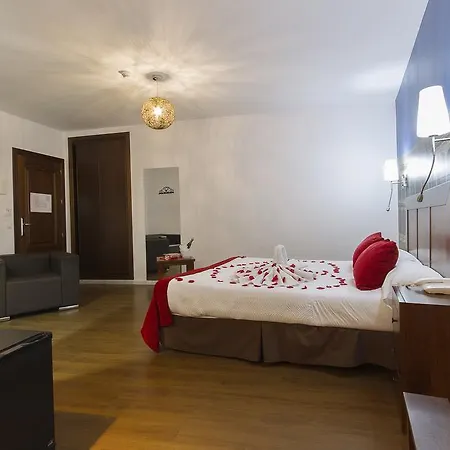 Hotel El Tajo &