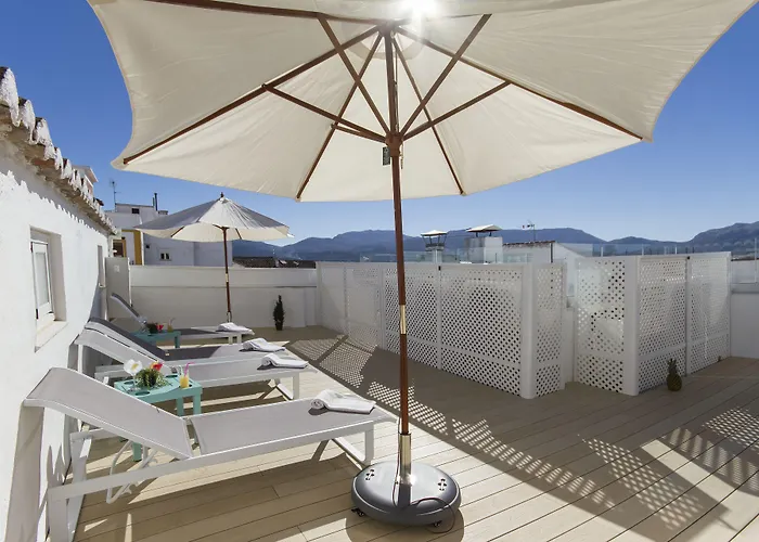 El Tajo & מלון 3*